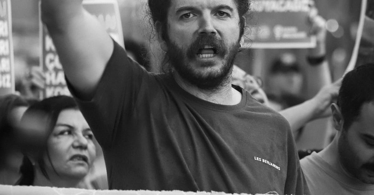 How to Choose the Right Rubbish Removal Service for Garden Waste